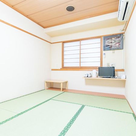 Sakura Ryokan Asakusa Iriya طوكيو المظهر الخارجي الصورة
