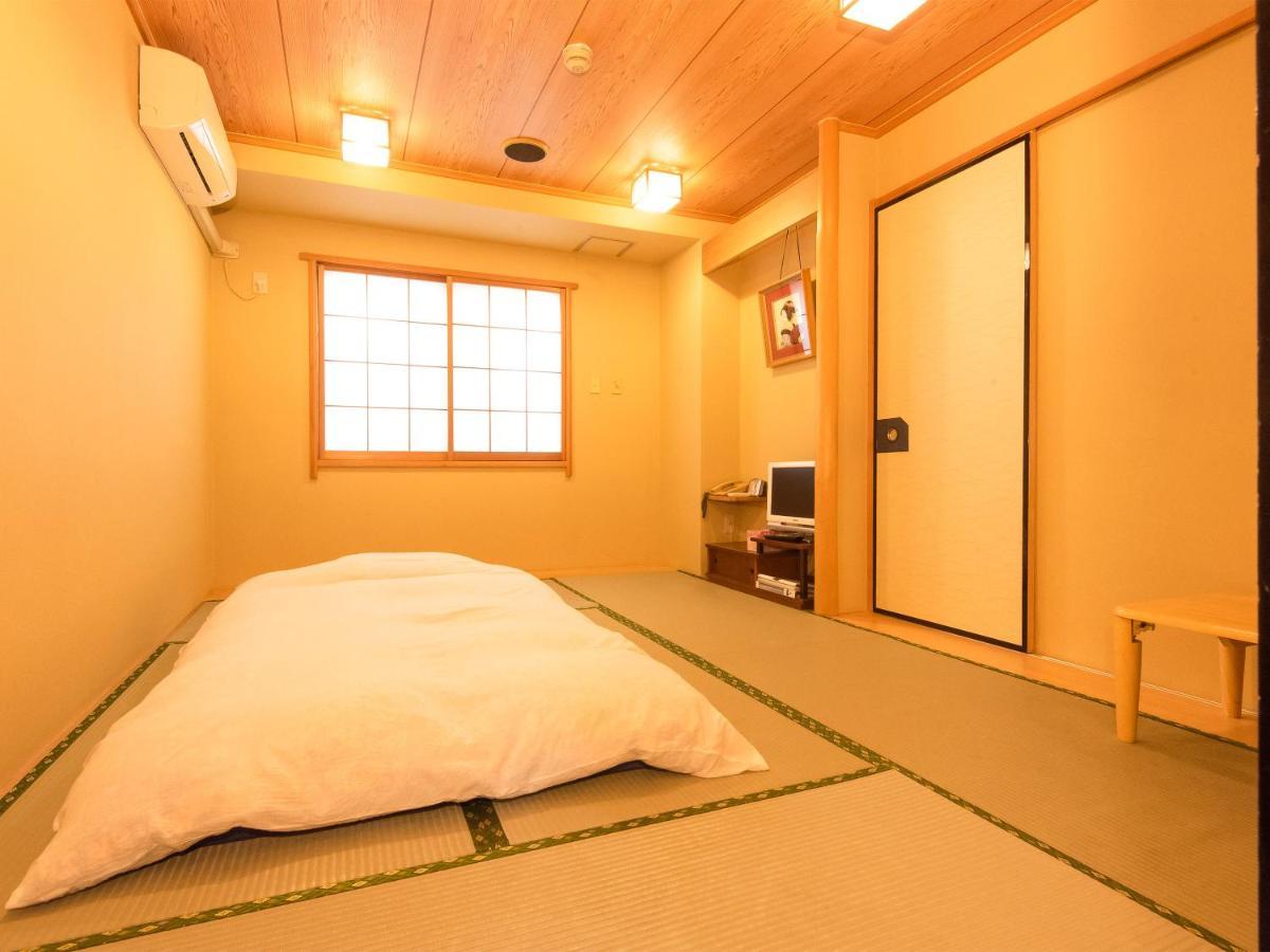 Sakura Ryokan Asakusa Iriya طوكيو المظهر الخارجي الصورة