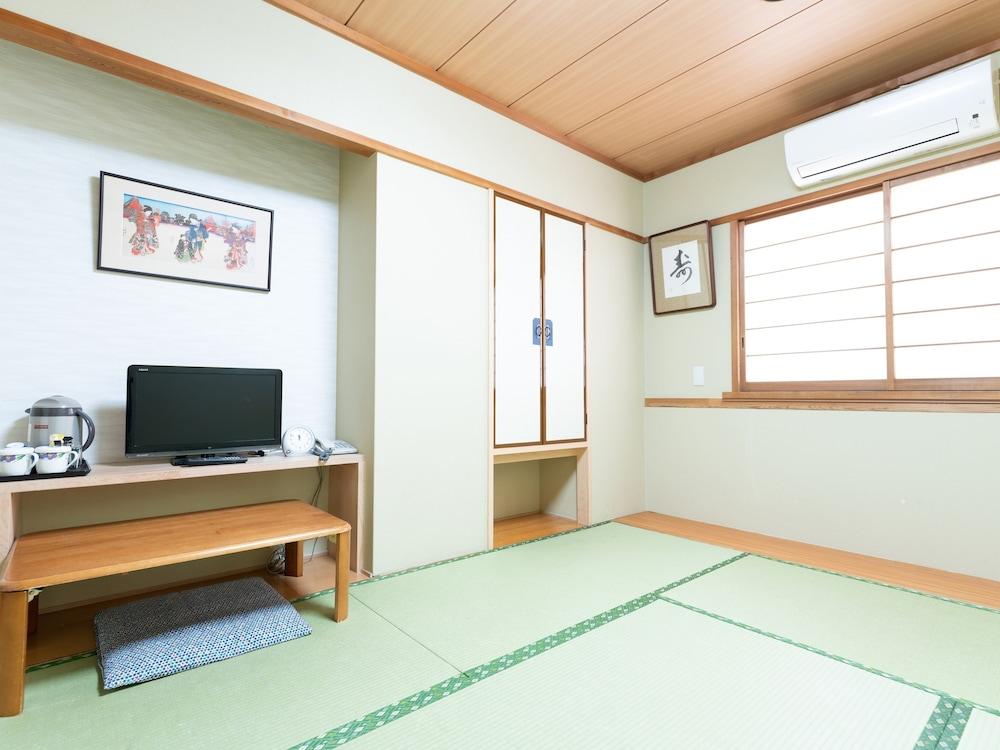 Sakura Ryokan Asakusa Iriya طوكيو المظهر الخارجي الصورة